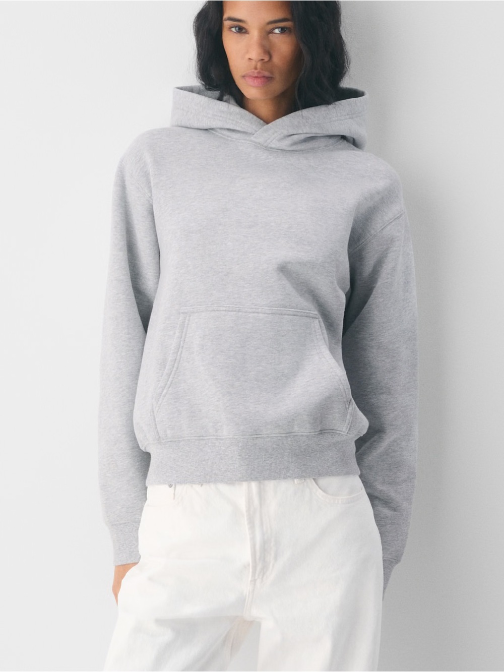Aritzia Cozy Sweatfleece Perfect Hoodie in Heather Chrome - size medium